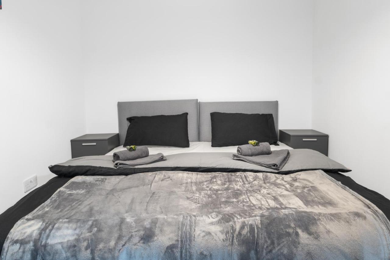 Amhc City Apartments Bradford City Centre One & Two Bedroom Apartments, 24 Hours Express Self Check In, Long Stay Contractors Welcome, Paid Parking Available Nearby Værelse billede