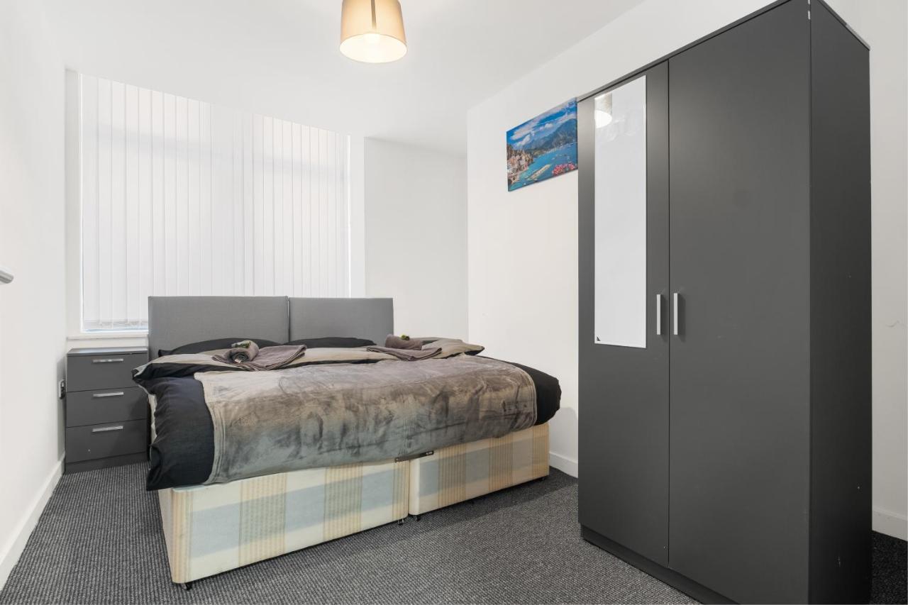 Amhc City Apartments Bradford City Centre One & Two Bedroom Apartments, 24 Hours Express Self Check In, Long Stay Contractors Welcome, Paid Parking Available Nearby Værelse billede