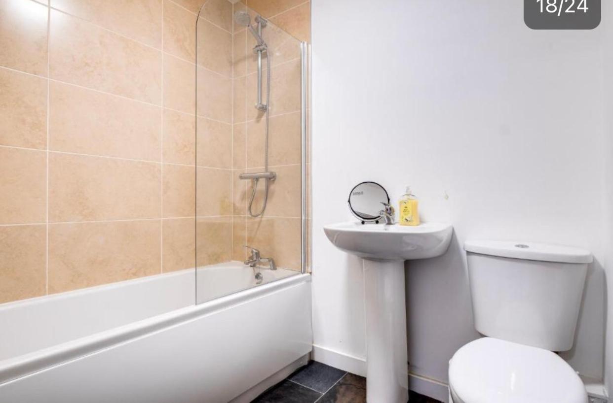 Amhc City Apartments Bradford City Centre One & Two Bedroom Apartments, 24 Hours Express Self Check In, Long Stay Contractors Welcome, Paid Parking Available Nearby Eksteriør billede