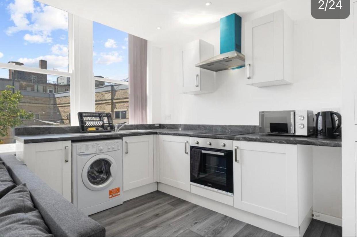 Amhc City Apartments Bradford City Centre One & Two Bedroom Apartments, 24 Hours Express Self Check In, Long Stay Contractors Welcome, Paid Parking Available Nearby Eksteriør billede