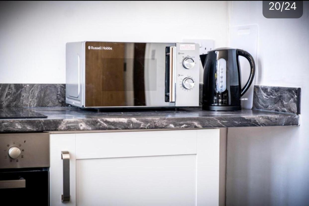 Amhc City Apartments Bradford City Centre One & Two Bedroom Apartments, 24 Hours Express Self Check In, Long Stay Contractors Welcome, Paid Parking Available Nearby Eksteriør billede